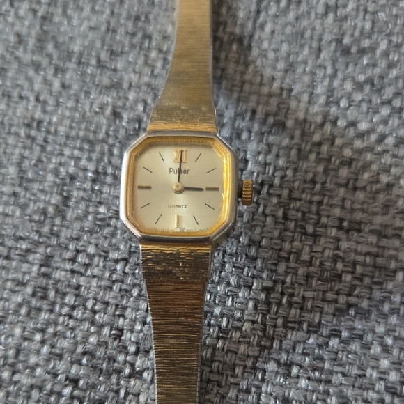 Pulsar Accessories - Vintage Pulsar Gold-Tone Quartz Women's Watch